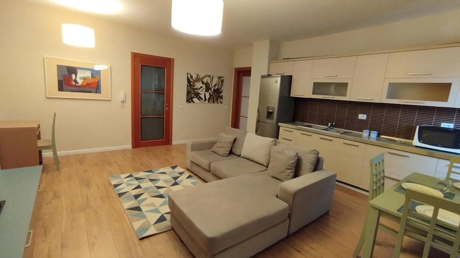 Kora Apartaments - Relaxing Escape Tirana Albania